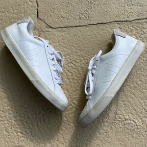Veja  Esplar Leather Logo Sneakers
